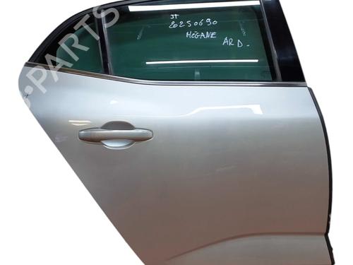 right-rear-door-renault-megane-iv-hatchback-b9amn_-2015-33413427 main image