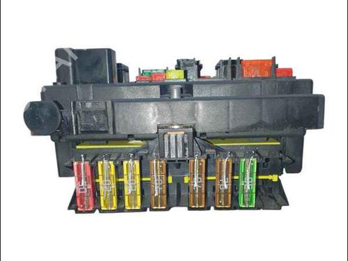 Fuse box PEUGEOT 206+ (2L_, 2M_) 1.4 HDi eco 70 | BP25012203E1 
