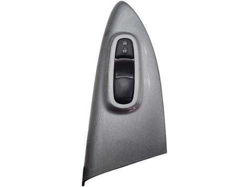 Used Right front window switch Right front window switch NISSAN JUKE (F15) 1.5 dCi (110 hp) 32738956 32738956