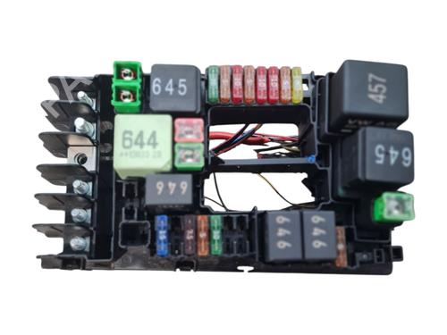 Sikringsdose AUDI A3 Sportback (8VA, 8VF) 1.6 TDI (105 hp) 29901039