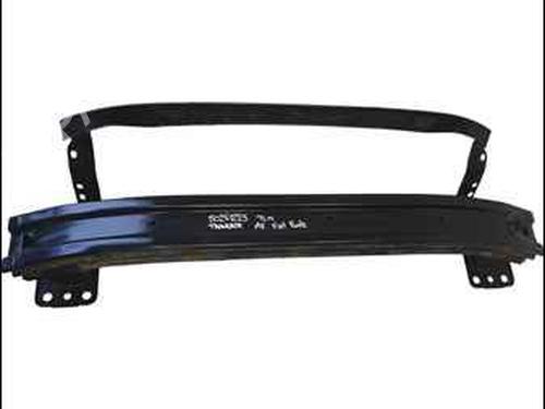 Used Crossmember FIAT GRANDE PUNTO (199_) 1.4 (199AXB11, 199AXB1A, 199BXB1A, 199AXL1A) (77 hp) 25012563