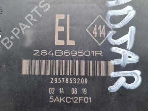 Fuse box RENAULT KADJAR (HA_, HL_) 1.7 Blue dCi 150 4WD (HLA7) | BP30865402E1