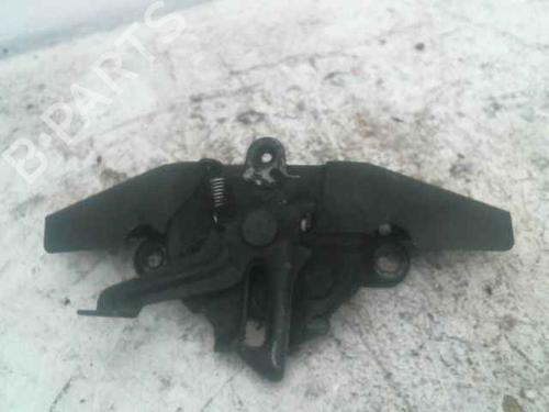 Used Hood lock TOYOTA COROLLA Verso (ZER_, ZZE12_, R1_) 2.2 D-4D (AUR10_, AUR10R) (136 hp) 25763104