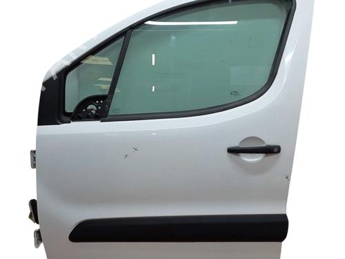 Puerta delantera izquierda Puerta delantera izquierda PEUGEOT PARTNER Tepee 1.6 HDi / BlueHDi 75 (75 hp) 35796343 35796343