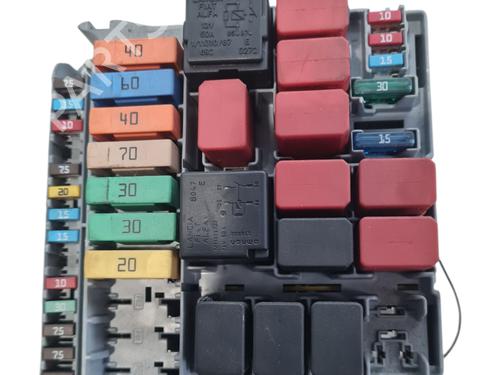 Used Fuse box FIAT 500 (312_) 1.2 (312AXA1A) (69 hp) 29344028