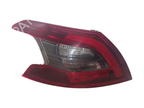 Used Left taillight PEUGEOT 308 II (LB_, LP_, LW_, LH_, L3_) 1.5 BlueHDI 100 (102 hp) 30739214