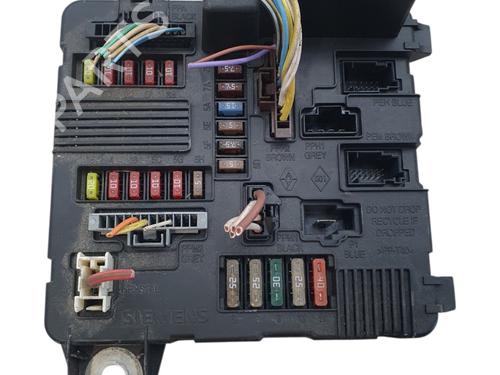 Used Fuse box Fuse box 38971376 38971376