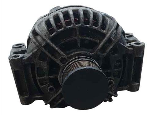 Used Alternator MERCEDES-BENZ SPRINTER 2-t Van (B901, B902) [1995-2006]  25012723