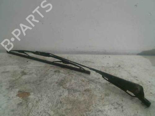 Used Front windshield wiper arm FORD FIESTA I (GFBT) 1.1 (53 hp) 25011830