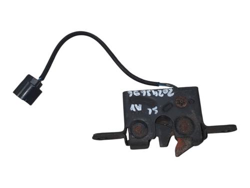 Used Hood lock RENAULT MEGANE III Hatchback (BZ0/1_, B3_) 1.5 dCi (BZ09, BZ0D, BZ1W, BZ29, BZ14) (110 hp) 31633441