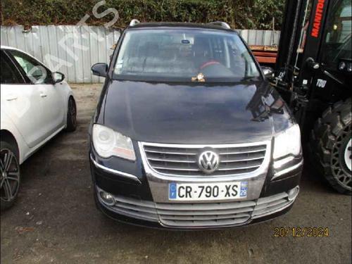 Front windshield wiper arm VW TOURAN (1T1, 1T2)  | BP26648271C143 