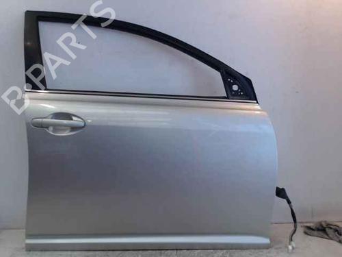 Used Right front door TOYOTA AVENSIS (_T25_) 2.0 D-4D (CDT250_, CDT250R) (116 hp) 25761963