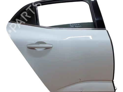right-rear-door-renault-megane-iv-hatchback-b9amn_-2015-33655380 main image