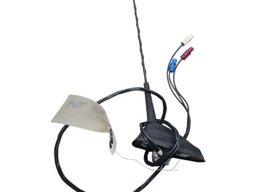 Used Antenna/Base RENAULT MEGANE III Coupe (DZ0/1_) 1.5 dCi (DZ09, DZ0D, DZ1F, DZ1G, DZ14, DZ29) (110 hp) 32375937