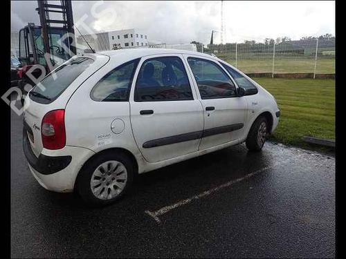 Left mirror CITROËN XSARA PICASSO (N68) 2.0 HDi | BP25763524C26 