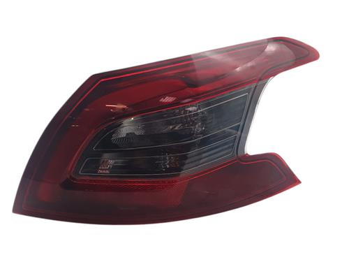 Used Right taillight Right taillight PEUGEOT 308 II (LB_, LP_, LW_, LH_, L3_) 1.2 THP 110 (110 hp) 33834477 33834477
