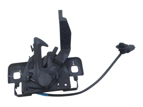 Used Hood lock DACIA SANDERO II TCe 90 (B8M1, B8MA, B8AC) (90 hp) 31604354