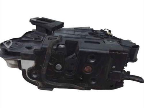 Front left lock VW GOLF VII (5G1, BQ1, BE1, BE2) 1.6 TDI | BP24903393C98 