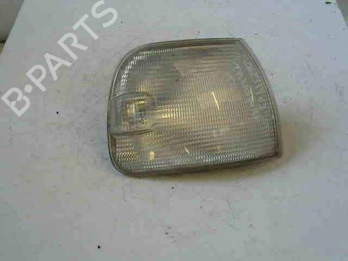 Used Right front indicator Right front indicator VW TRANSPORTER T4 Bus (70B, 70C, 7DB, 7DK, 70J, 70K, 7DC, 7DJ) 2.5 TDI (102 hp) 24902115 24902115