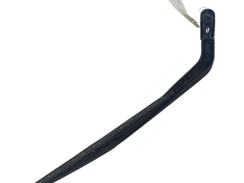 Used Rear windshield wiper arm Rear windshield wiper arm TOYOTA YARIS (_P9_) 1.3 VVT-i (SCP90_, SCP90R) (87 hp) 36343104 36343104