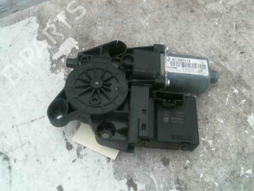 right-front-window-motor-renault-scenic-iii-jz01_-2008-2009-2010-2011-2012-2013-2014-2015-2016-24907873 main image