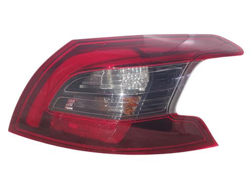 Used Right taillight Right taillight PEUGEOT 308 II (LB_, LP_, LW_, LH_, L3_) 1.2 THP 130 (131 hp) 30892186 30892186