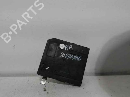 Used Fuse box Fuse box 25764396 25764396