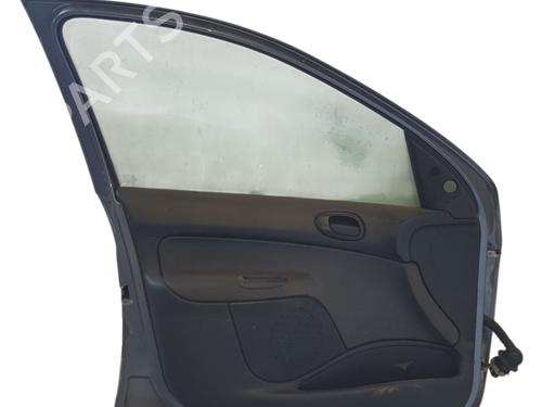 Left front door PEUGEOT 206+ (2L_, 2M_) 1.4 i (2LKFWA, 2MKFWA) | BP27974810C2 