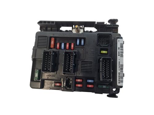 Used Fuse box Fuse box PEUGEOT 206 Hatchback (2A/C) 1.4 HDi eco 70 (68 hp) 33220924 33220924