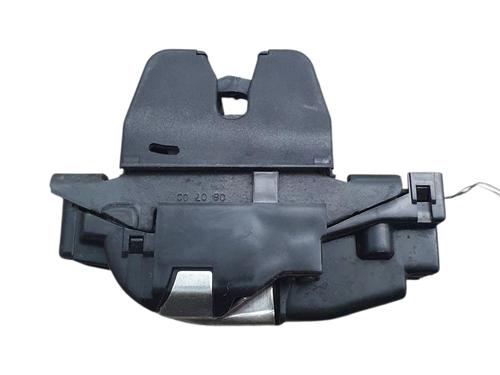 Used Tailgate lock PEUGEOT 207 (WA_, WC_) 1.4 HDi (68 hp) 32199343