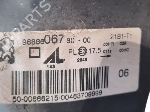 Left headlight PEUGEOT 206+ (2L_, 2M_) 1.4 HDi eco 70 | BP28800661C28 