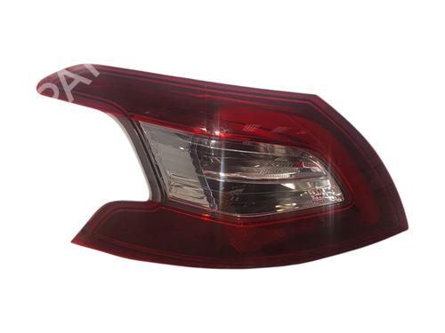 Used Left taillight PEUGEOT 308 II (LB_, LP_, LW_, LH_, L3_) 2.0 BlueHDi 150 (150 hp) 29576768