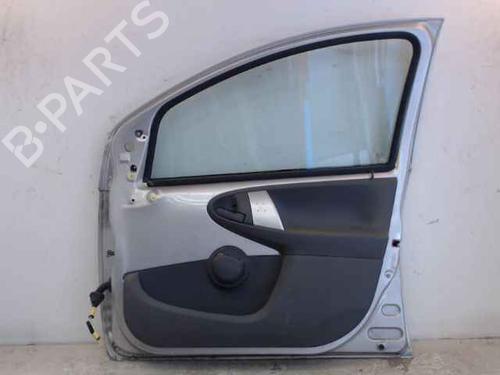 Right front door PEUGEOT 107 (PM_, PN_) 1.0 | BP24910519C3
