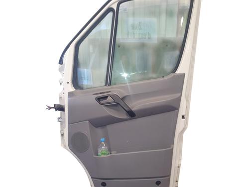 Right front door VW CRAFTER 30-50 Van (2E_) 2.5 TDI | BP29576785C3 