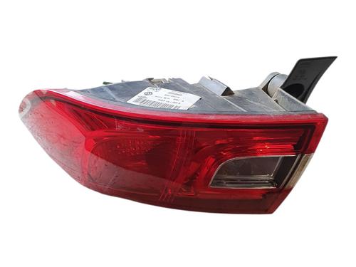 right-taillight-renault-clio-iv-bh_-2012-2013-2014-2015-2016-2017-2018-2019-2020-2021-36366186 main image