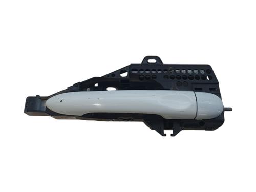 front-right-exterior-door-handle-renault-clio-iv-bh_-2012-2013-2014-2015-2016-2017-2018-2019-2020-2021-36366175 main image