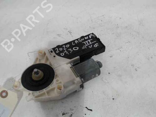 Rudehejsemotor bagstkærm venstre RENAULT LAGUNA III (BT0/1) 1.5 dCi (BT00, BT0A, BT0T, BT1J) (110 hp) 24906302