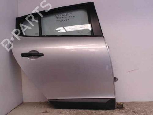 Used Right rear door RENAULT MEGANE III Hatchback (BZ0/1_, B3_) 1.5 dCi (BZ0C) (90 hp) 24910288