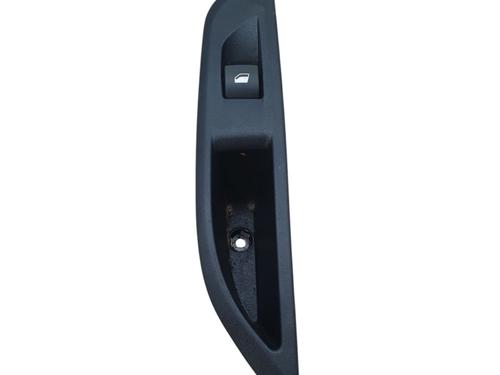Used Right rear window switch Right rear window switch PEUGEOT 208 II (UB_, UP_, UW_, UJ_) 1.2 PureTech 100 (101 hp) 39936536 39936536