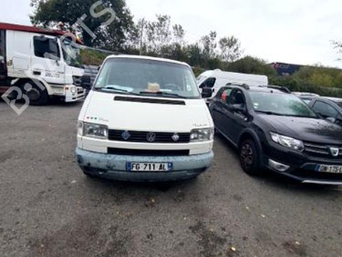 Right front indicator VW TRANSPORTER T4 Van (70A, 70H, 7DA, 7DH) 1.9 TD | BP30823955C33