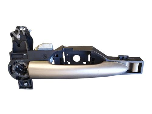 Used Front left exterior door handle Front left exterior door handle 37623288 37623288