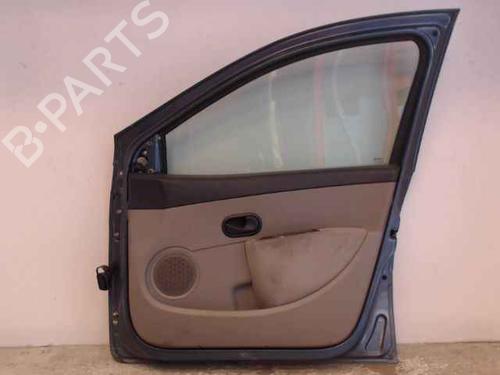 Right front door RENAULT CLIO III (BR0/1, CR0/1) 1.2 16V (BR02, BR0J, BR11, CR02, CR0J, CR11) | BP24910601C3 