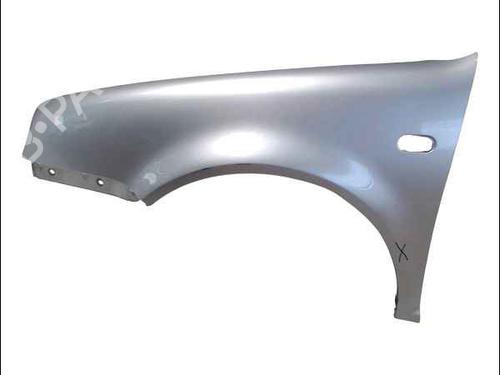 Used Left front fenders VW GOLF IV (1J1) 1.4 16V (75 hp) 24900801