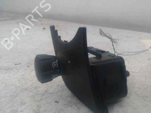 Used Switch RENAULT SCÉNIC II (JM0/1_) 1.6 (JM0C, JM0J, JM1B) (113 hp) 25011645