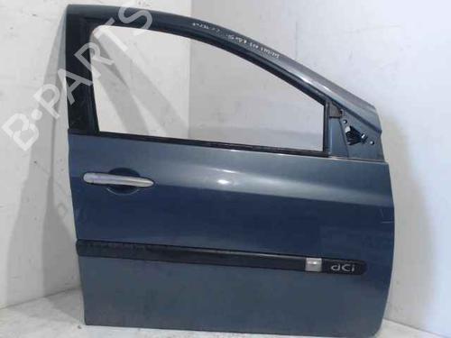 Used Right front door RENAULT CLIO III (BR0/1, CR0/1) 1.5 dCi (BR17, CR17) (86 hp) 24910888
