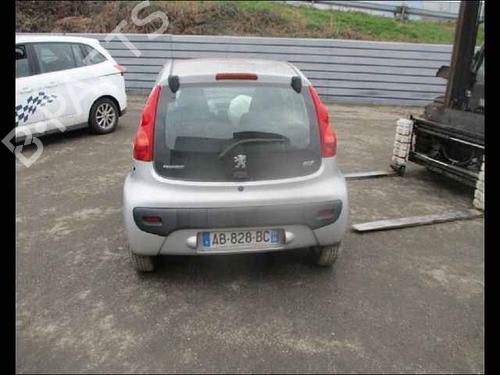 Right taillight PEUGEOT 107 (PM_, PN_) 1.0 | BP24909742C35