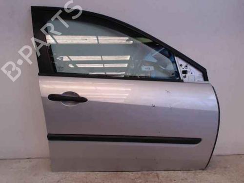 Used Right front door RENAULT LAGUNA III (BT0/1) 1.5 dCi (BT00, BT0A, BT0T, BT1J) (110 hp) 24910534