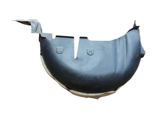 wheel-arch-renault-megane-iii-hatchback-bz01_-b3_-2008-37623274 main image