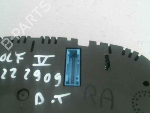 Instrument cluster VW GOLF PLUS V (5M1, 521) 1.6 TDI | BP24898999C47 