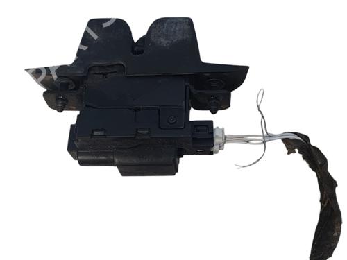 Bagklap lås Bagklap lås RENAULT LAGUNA III Grandtour (KT0/1) 2.0 dCi (KT07, KT0J, KT14, KT1A, KT1S) (131 hp) 36394956 36394956